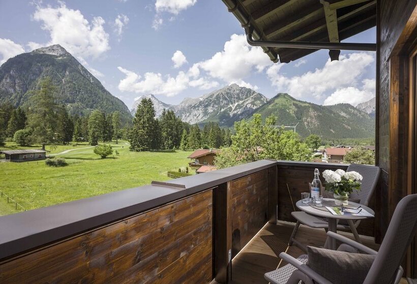 디럭스 룸, Karlwirt