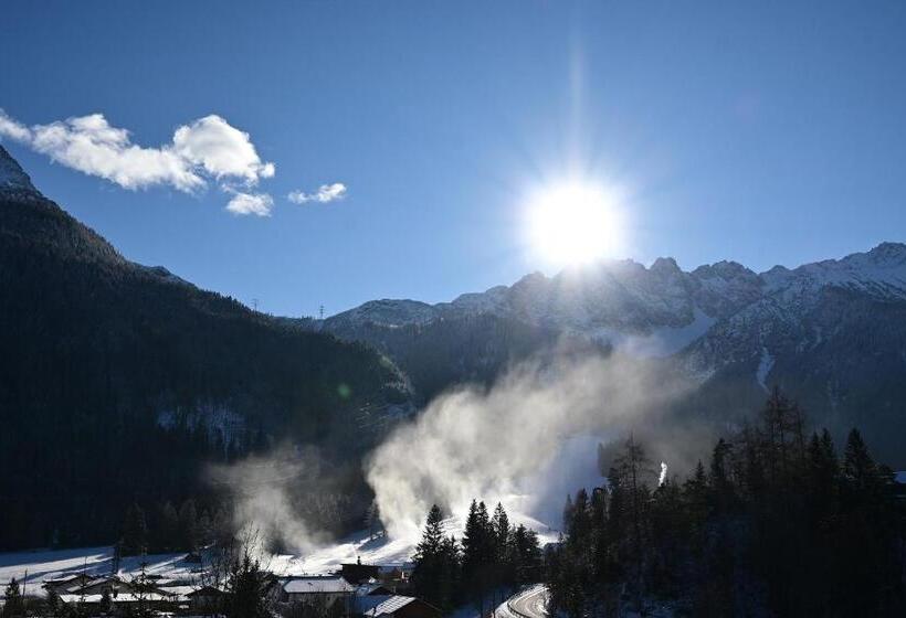 شقة غرفتين, Das Alpspitz