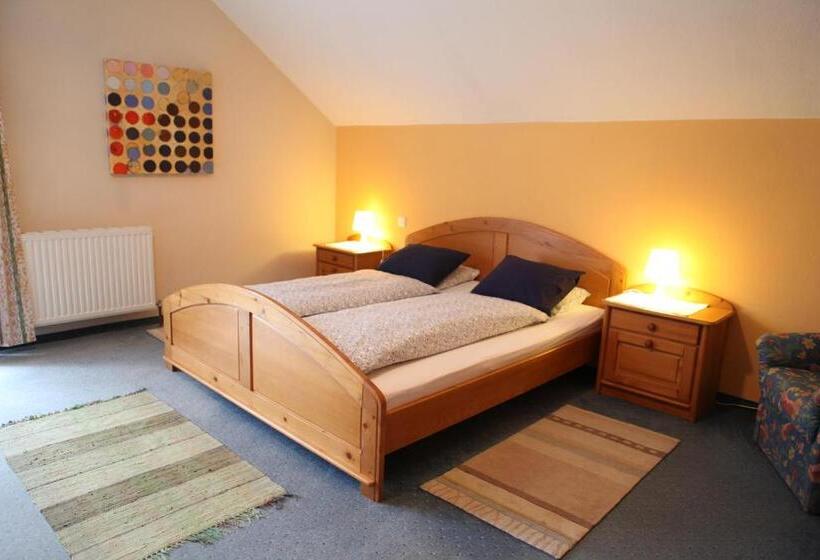 סוויטה עם מרפסת, Rosenhof