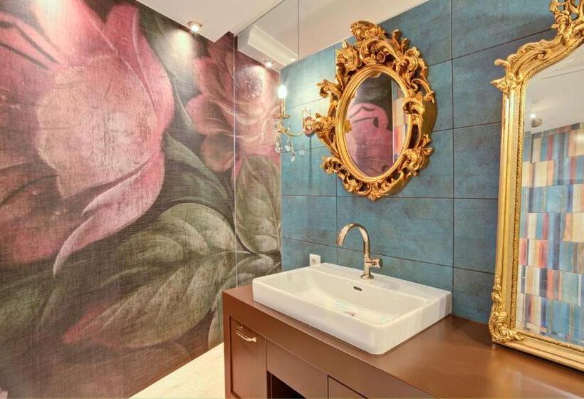 جناح سوبيريور, Sommerhof