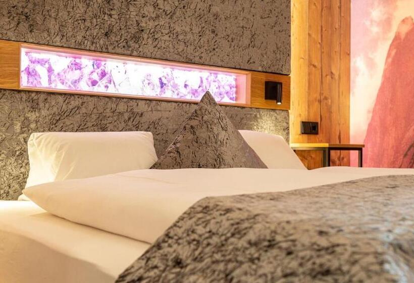 جناح جونيور ديلوكس, Sommerhof