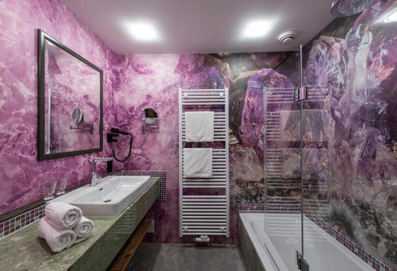 جناح جونيور ديلوكس, Sommerhof