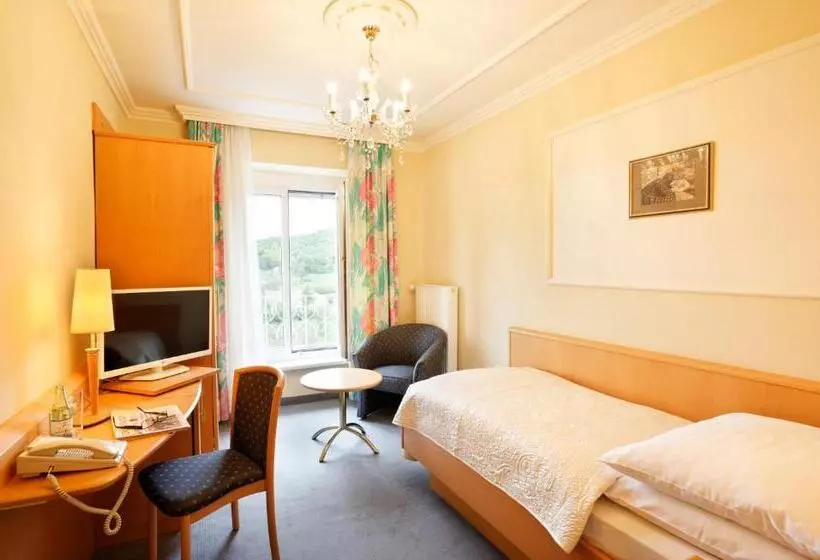 Quarto standart individual, Stenitzer