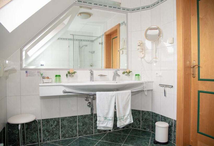 小型套房, Weinberghof & Weingut Lagler