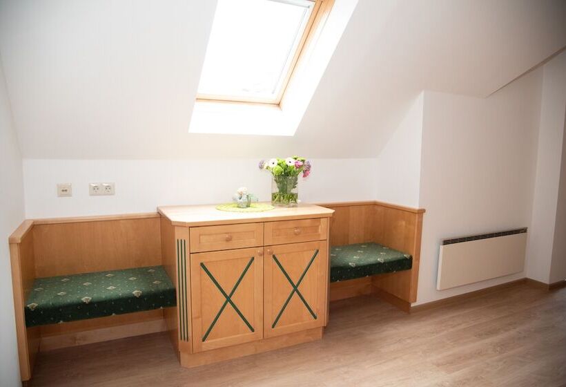 小型套房, Weinberghof & Weingut Lagler