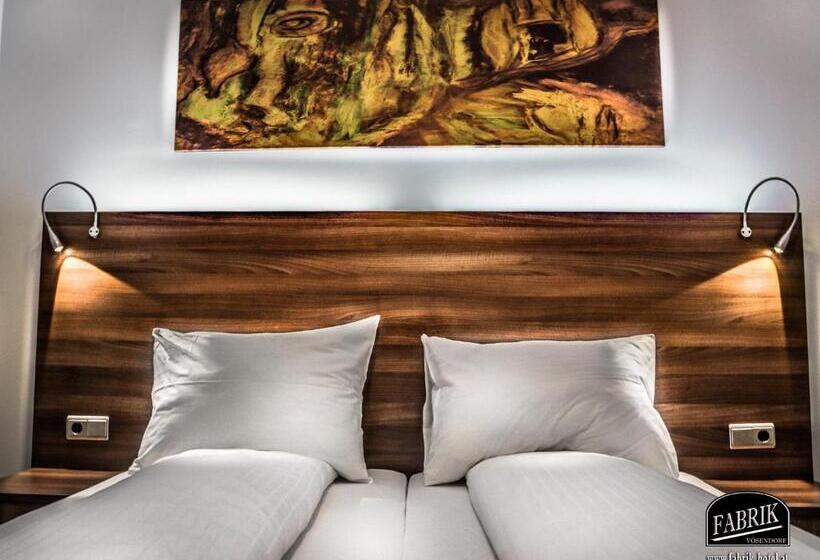 סוויטה, Fabrik Vösendorf