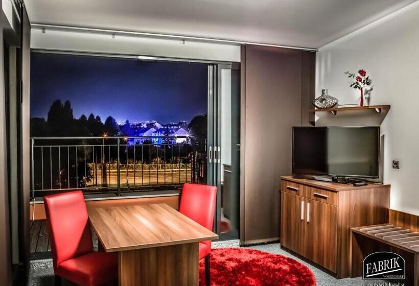 סוויטה, Fabrik Vösendorf