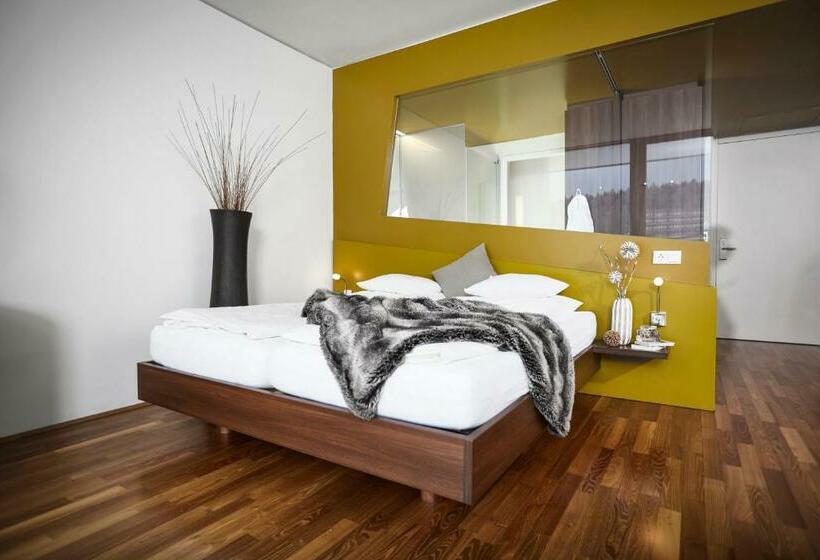 חדר סטנדרט עם מרפסת, Spa Hotel Bründl