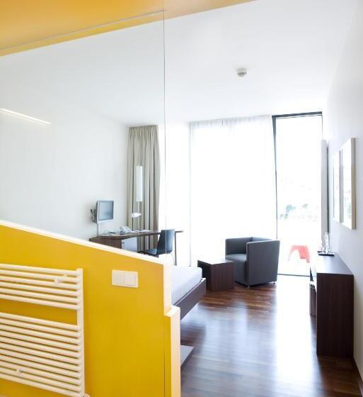 חדר סטנדרט עם מרפסת, Spa Hotel Bründl