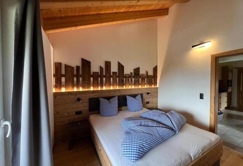 ２ベッドルームのスーペリアアパートメント, Studlerhof