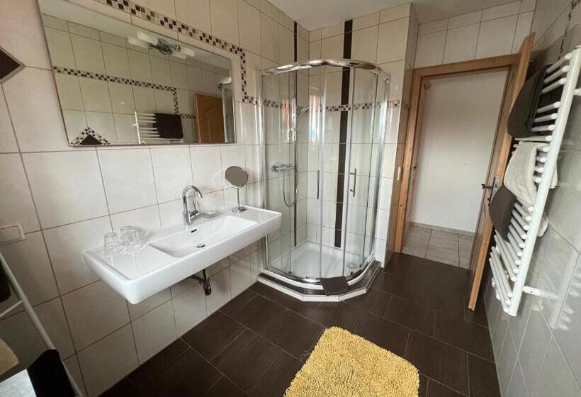 ２ベッドルームアパートメント, Studlerhof