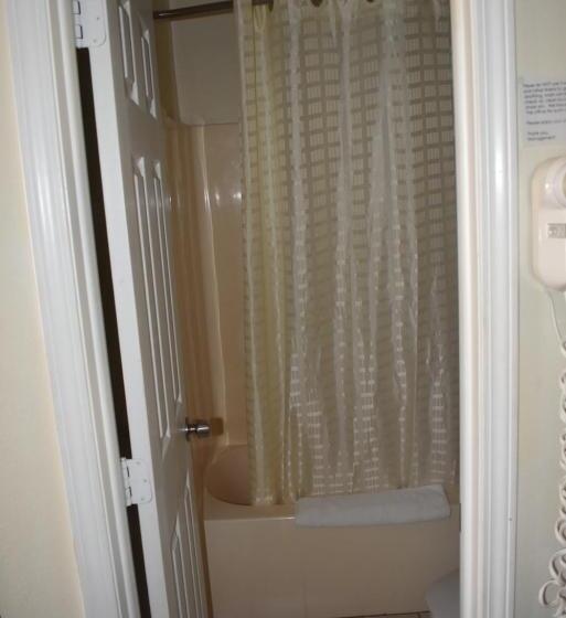 带大床的豪华间, Royal Inn