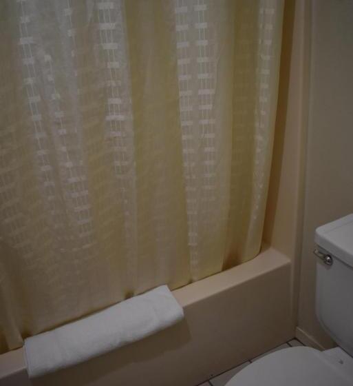 带大床的豪华间, Royal Inn