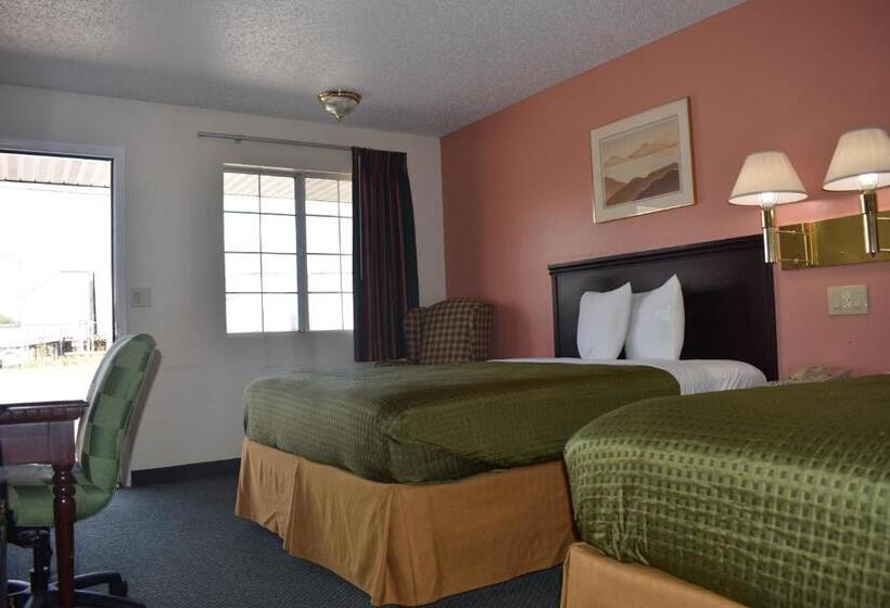 标准单人间, Royal Inn