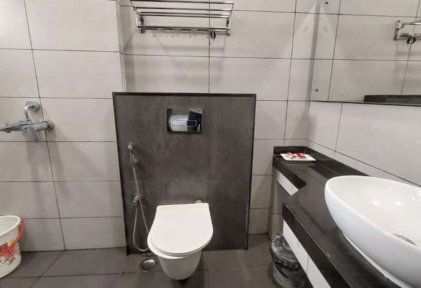 غرفة سوبيريور رباعية, Goroomgo Royal Crown Puri