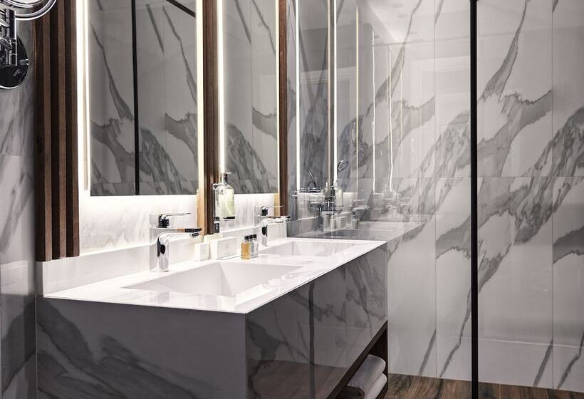 이그제큐티브 스위트, Vanoro