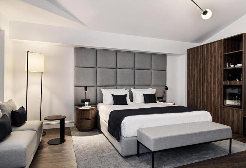 주니어 스위트, Vanoro