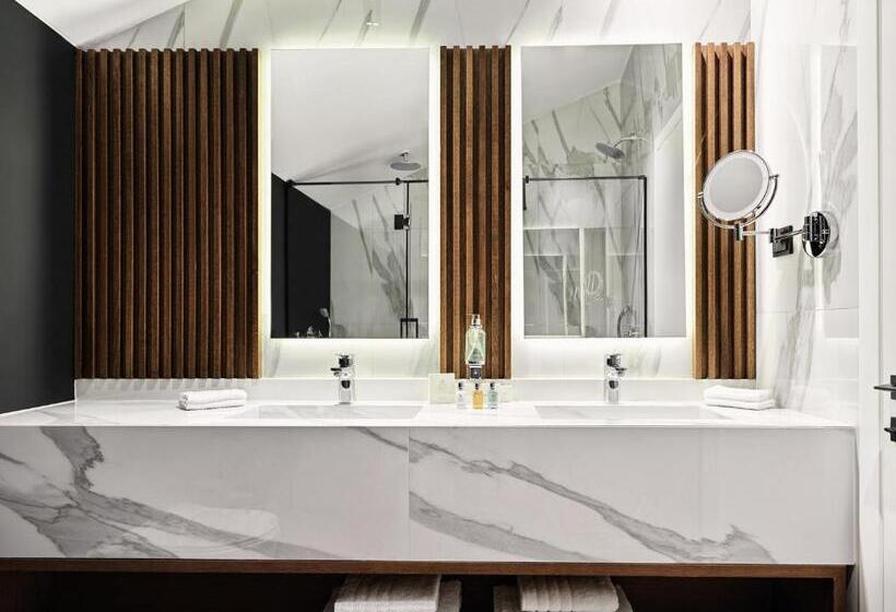 주니어 스위트, Vanoro