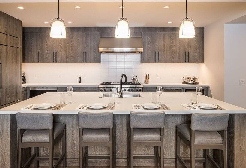 5 Bedroom Apartment, Montage Big Sky