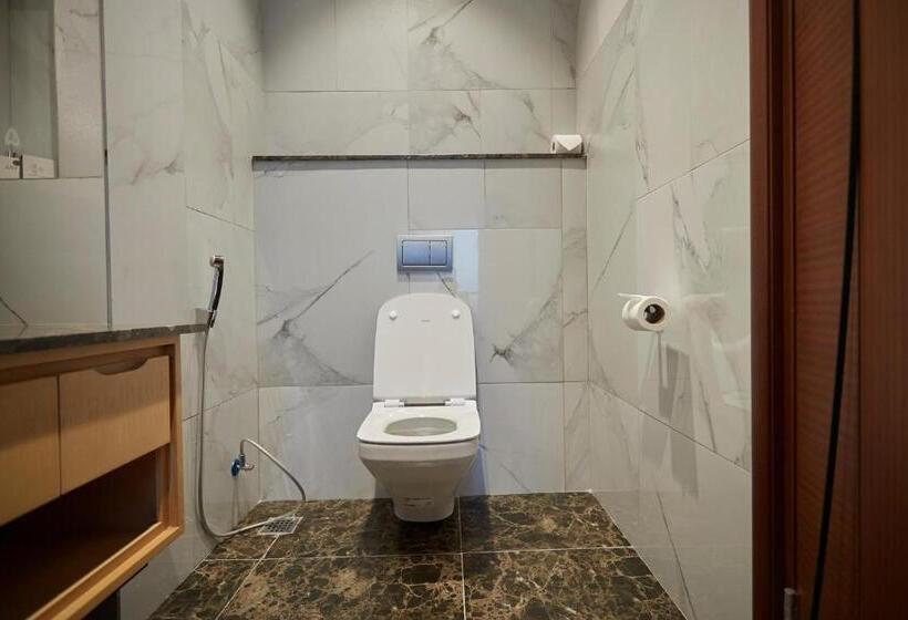 سوییت اجرایی, The Quorum