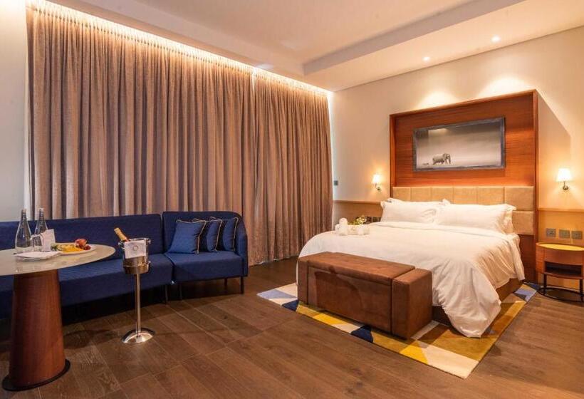 سوئیت با تخت بزرگ, The Quorum