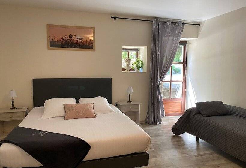 Четырехместный Номер Стандарт, Maison Belles Pierres
