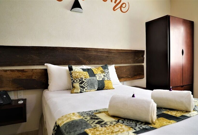 ファミリールーム, 12 Bees By Kavia