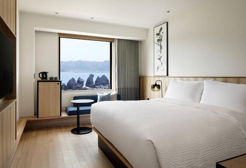 带大床的标准间, Fairfield By Marriott Wakayama Kushimoto