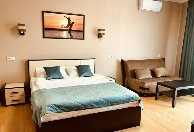 اتاق خانوادگی, Parus