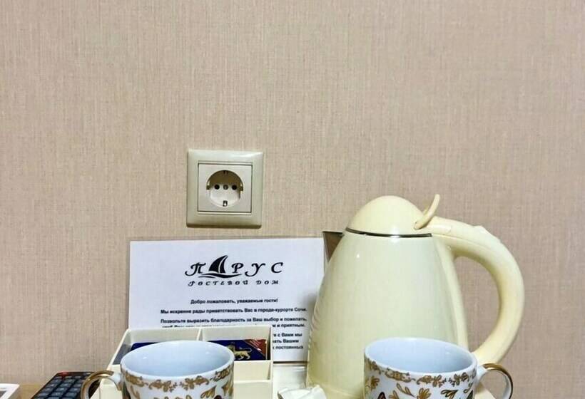 اتاق خانوادگی, Parus