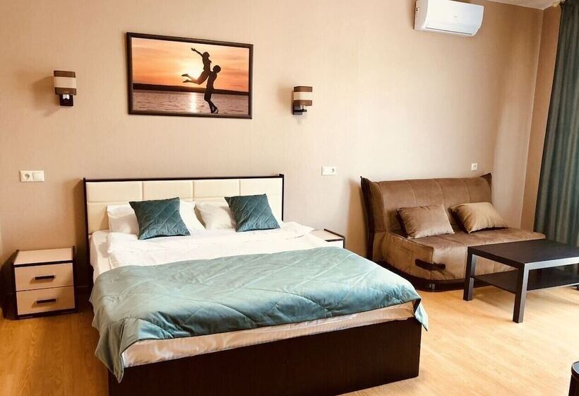 اتاق خانوادگی, Parus