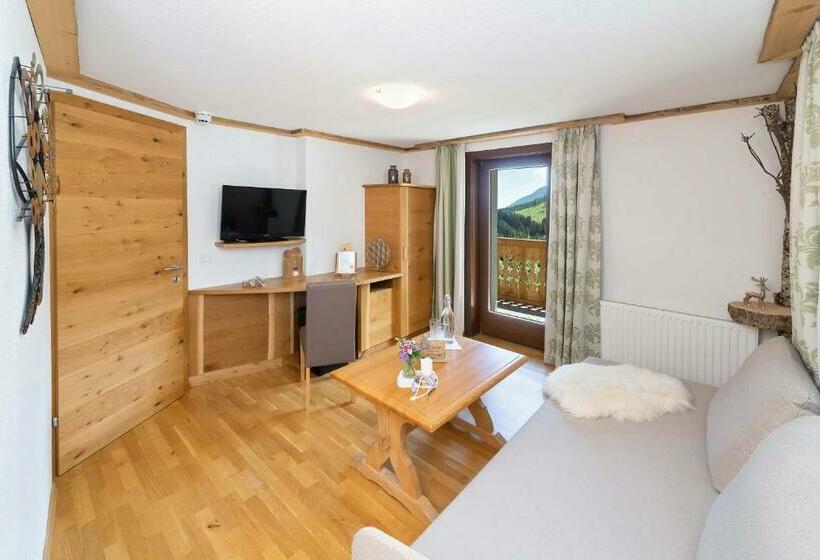 Полулюкс Вид на Горы, Alpenhotel Wanderniki