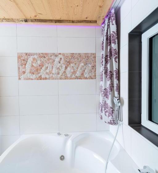 Люкс, Alpenhotel Wanderniki