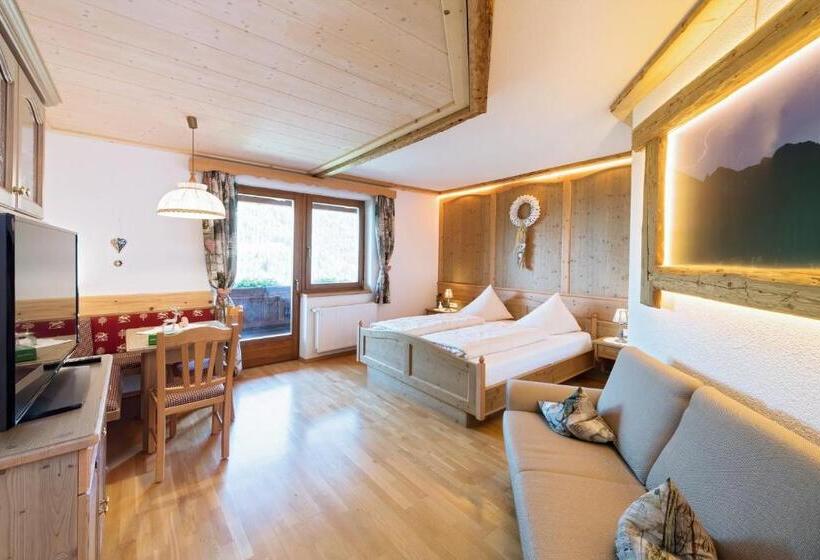 Апартаменты 1 Спальня с Видом, Alpenhotel Wanderniki