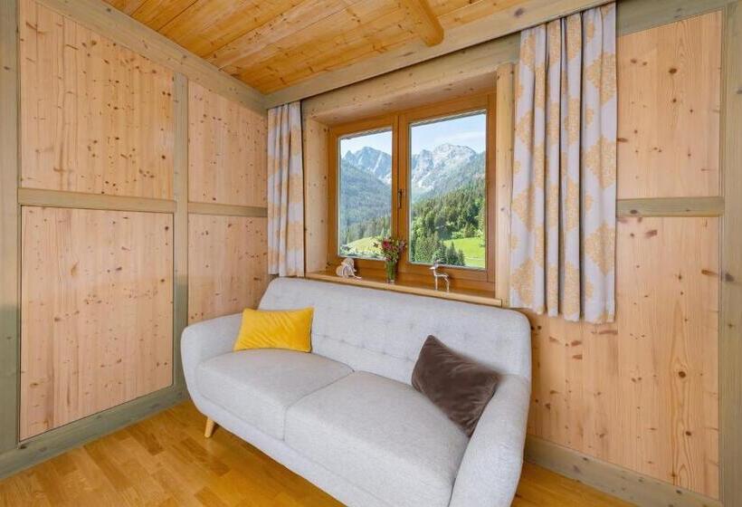 Люкс 2 Спальни, Alpenhotel Wanderniki