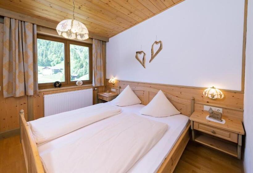 Люкс 2 Спальни, Alpenhotel Wanderniki