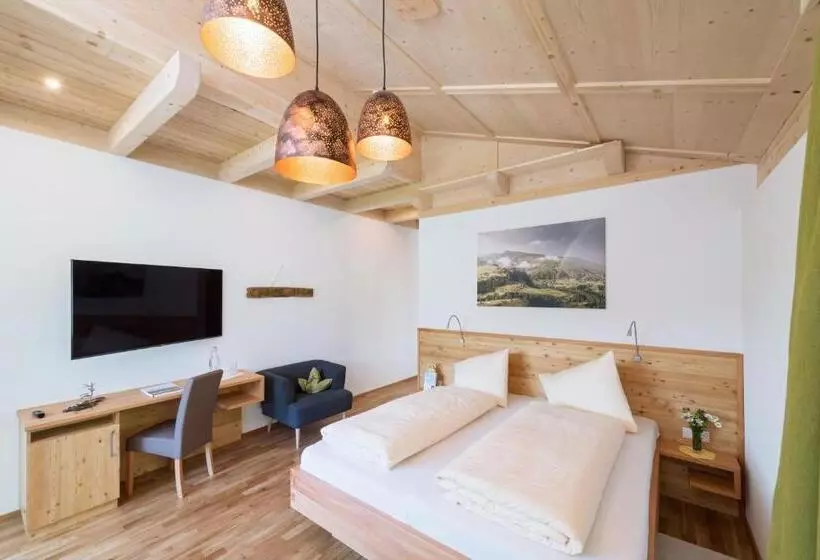 マウンテンビュースイート, Alpenhotel Wanderniki