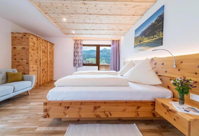 Люкс, Alpenhotel Wanderniki