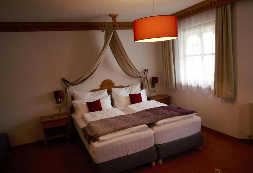 Номер Стандарт Трехместный, Aparthotel Alpin Life