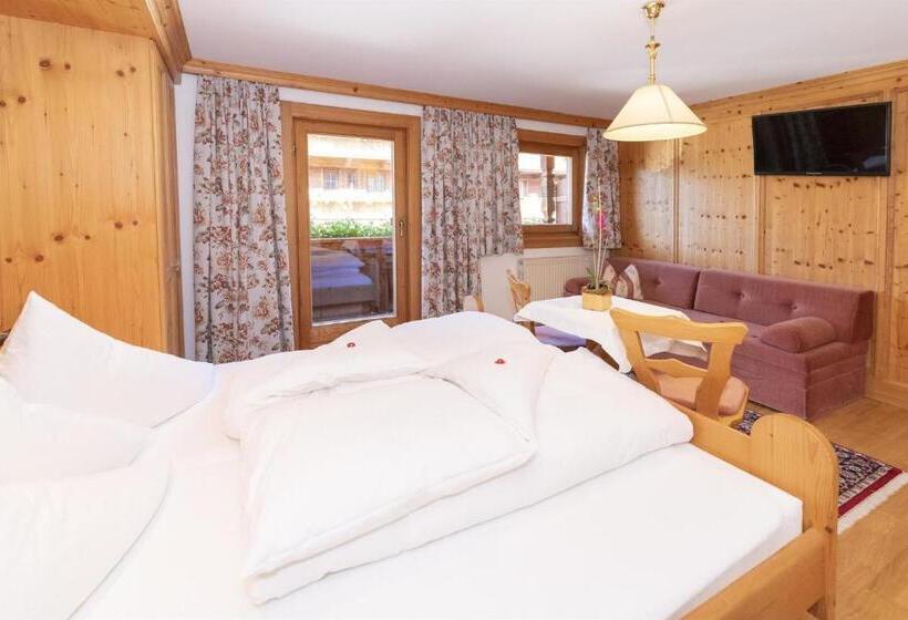 Апартаменты 1 Спальня с Балконом, Pension Edelweiss