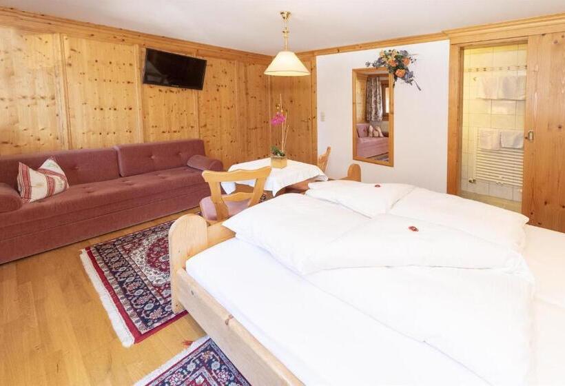 Апартаменты 1 Спальня с Балконом, Pension Edelweiss