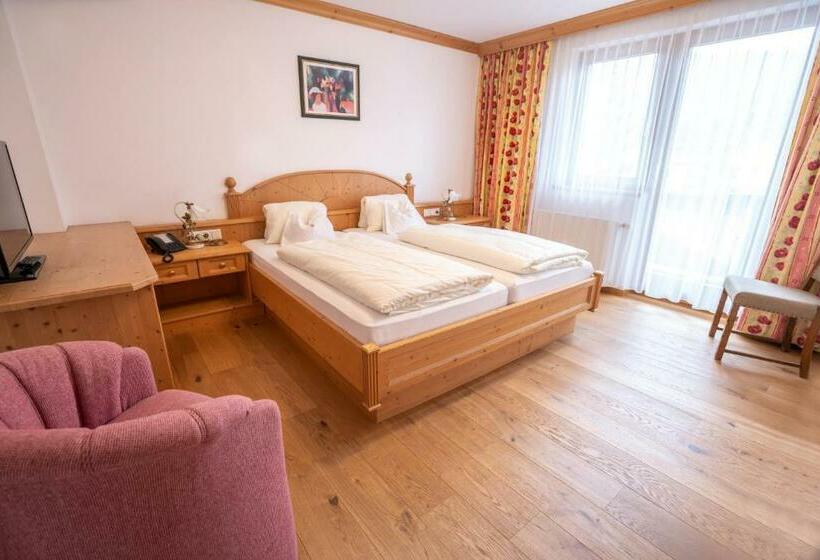 سوئیت با بالکن, Biohotel Leutascherhof