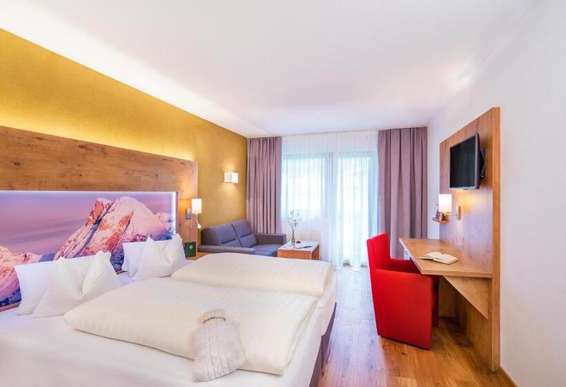 اتاق استاندارد با بالکن, Biohotel Leutascherhof