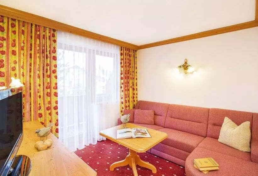 バルコニー付きジュニアスイート, Biohotel Leutascherhof