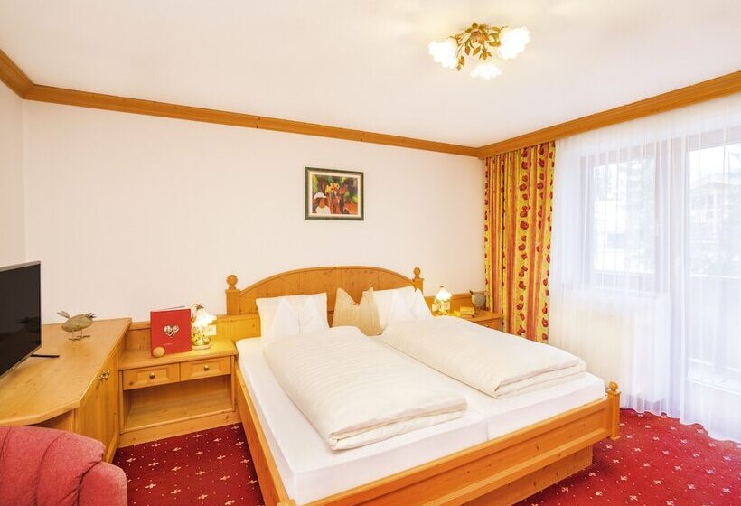 سوییت جونیور با بالکن, Biohotel Leutascherhof