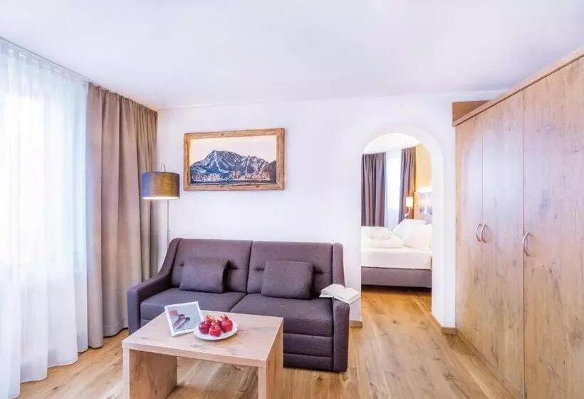 バルコニー付きジュニアスイート, Biohotel Leutascherhof