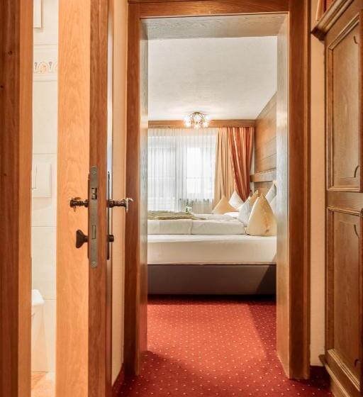 اتاق راحتی سه تخته, Fortuna Apart Hotel B&b