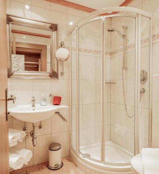 اتاق لوکس با بالکن, Fortuna Apart Hotel B&b