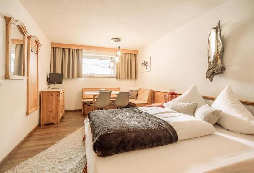 آپارتمان 1 خوابه با چشمانداز باغ, Fortuna Apart Hotel B&b