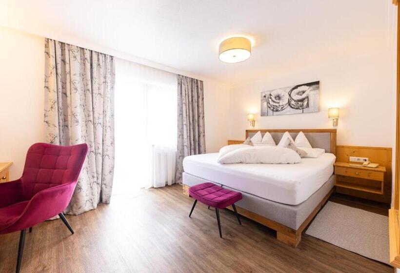 デラックスルーム, Alphof Stubaital